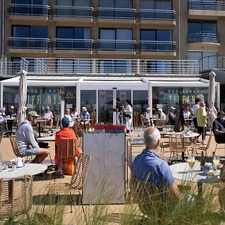 In With Stunning Sea Views Appartamento *